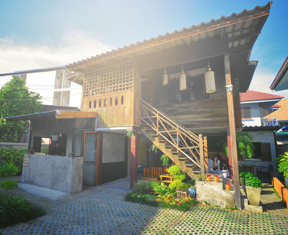 Manon Hostel Csiangmaj Kültér fotó