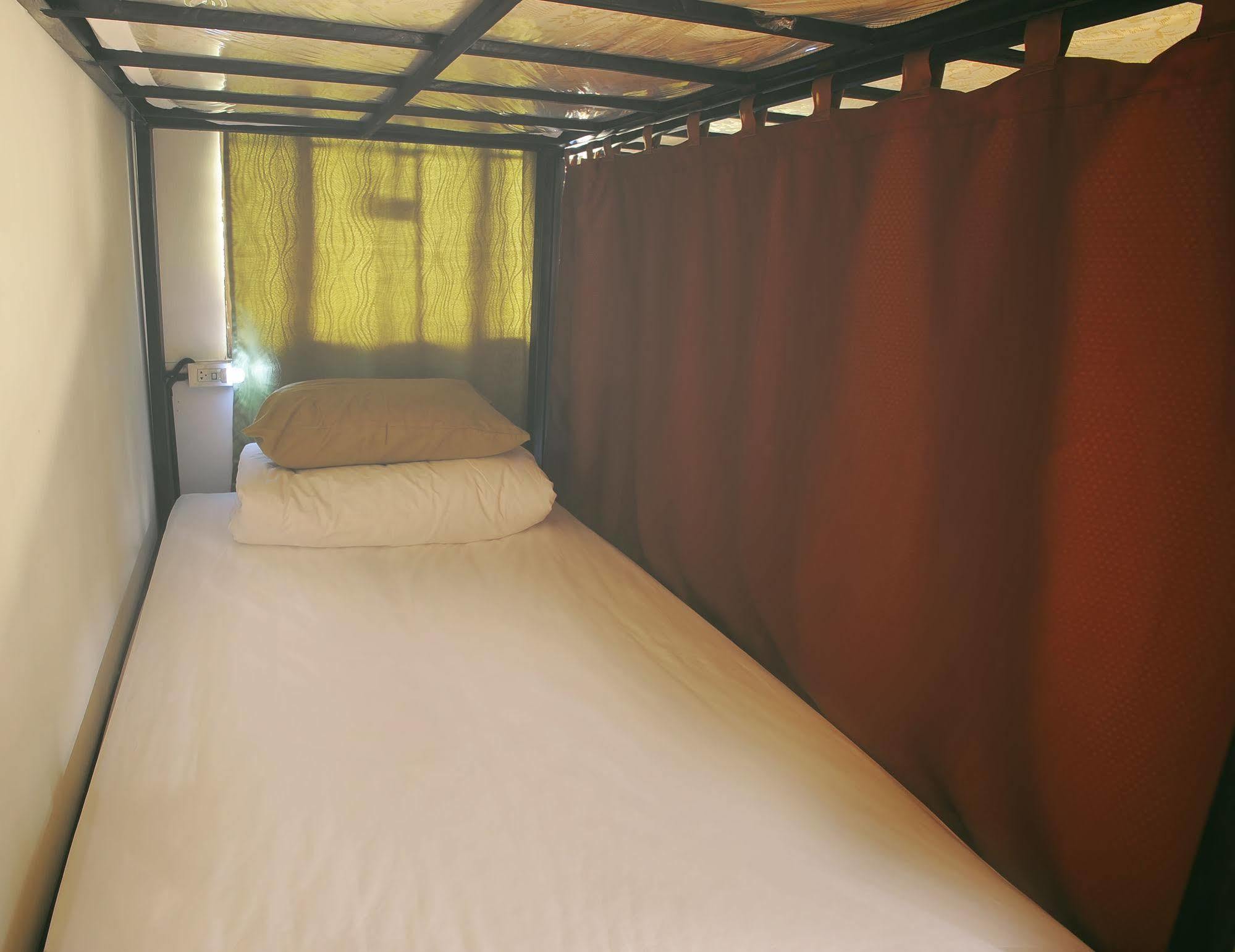 Manon Hostel Csiangmaj Kültér fotó