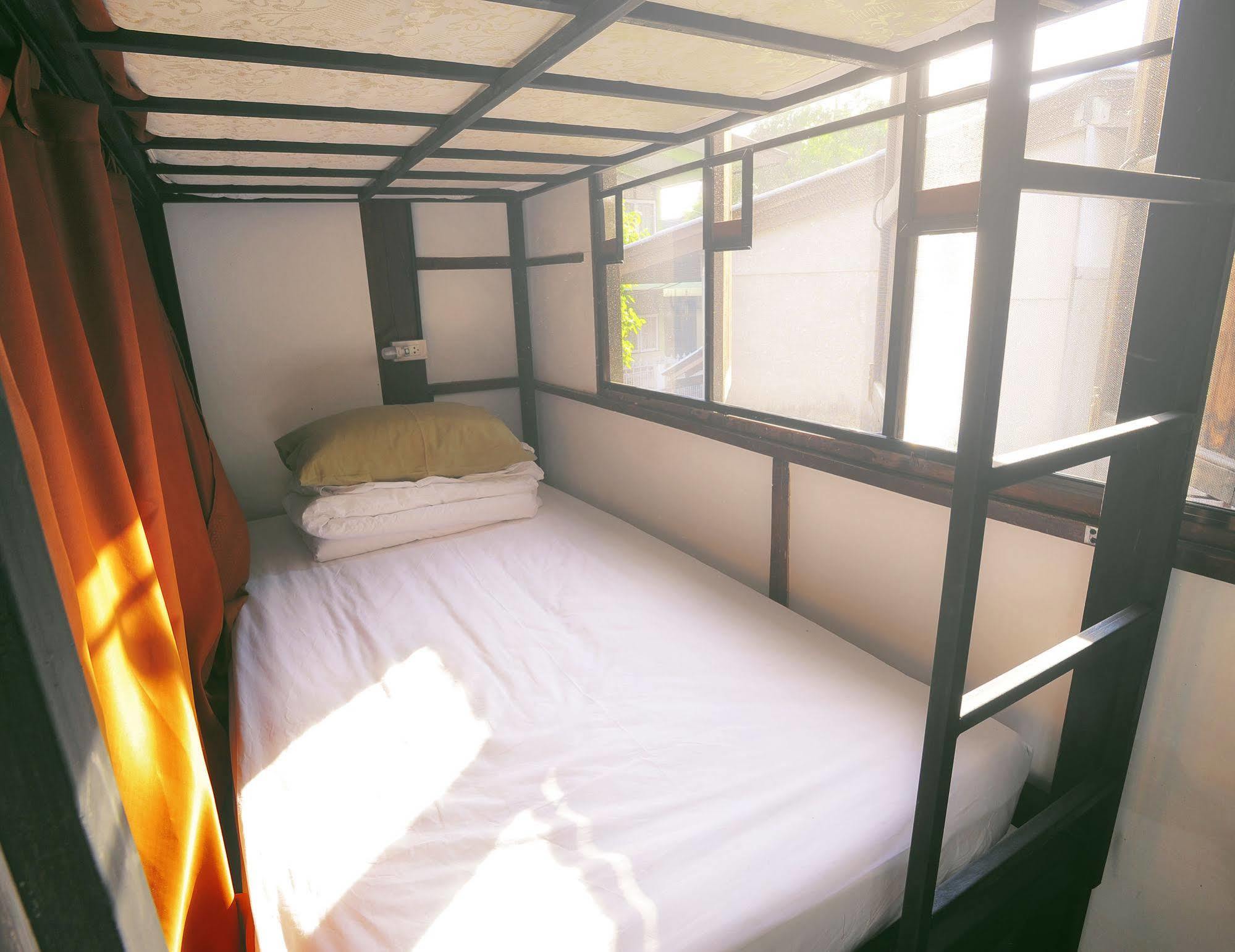 Manon Hostel Csiangmaj Kültér fotó