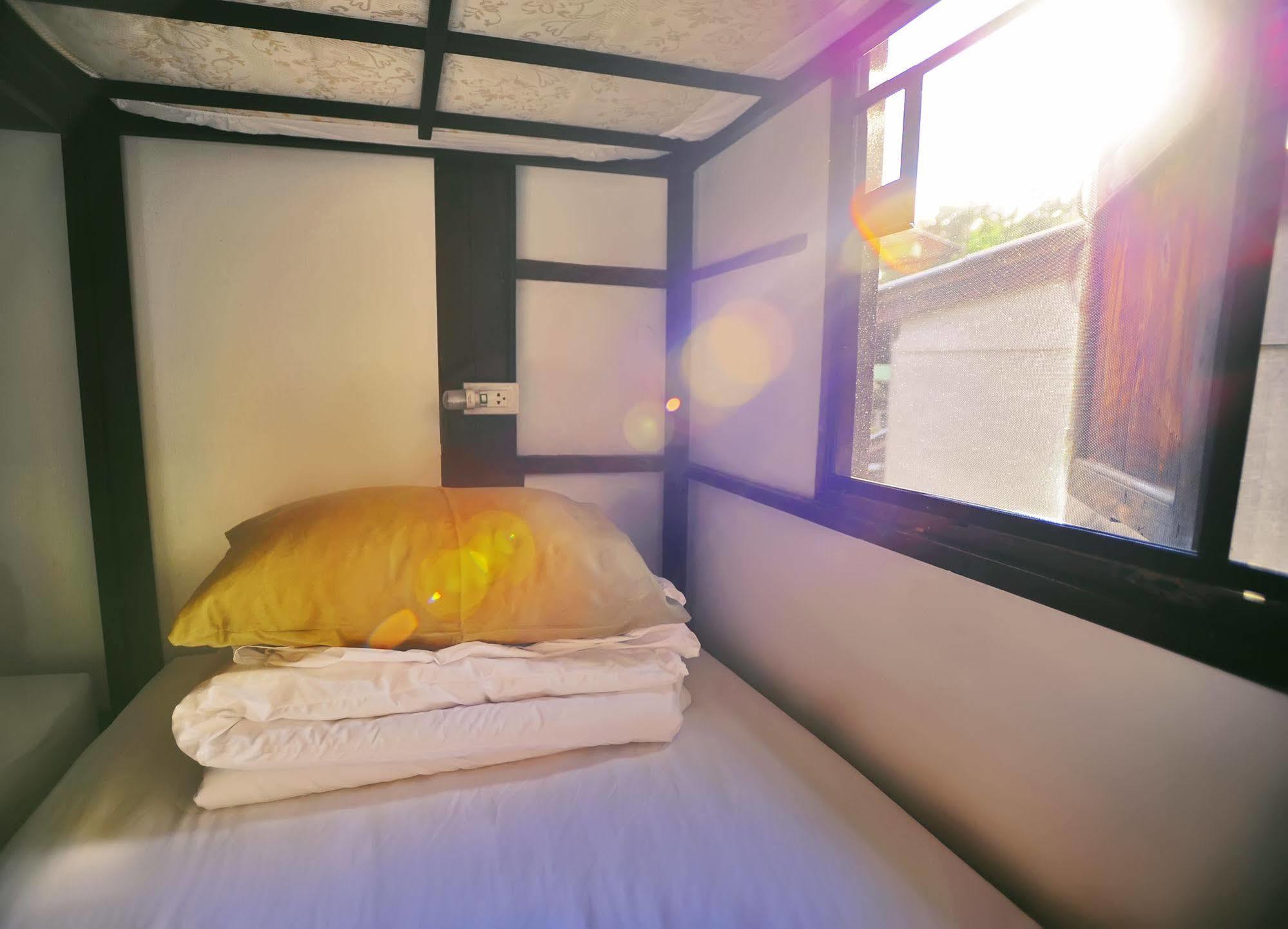 Manon Hostel Csiangmaj Kültér fotó